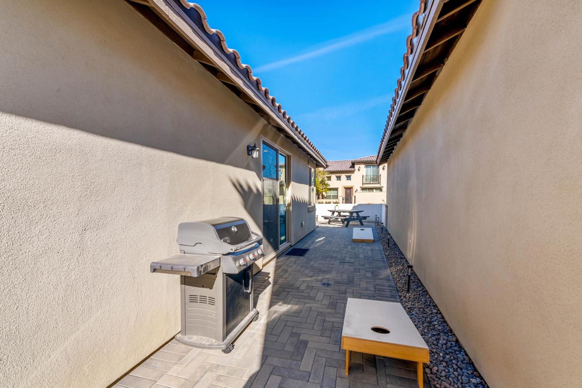 ラキンタ Gated Pga West 2023 New Build - Ev Friendlyヴィラ エクステリア 写真