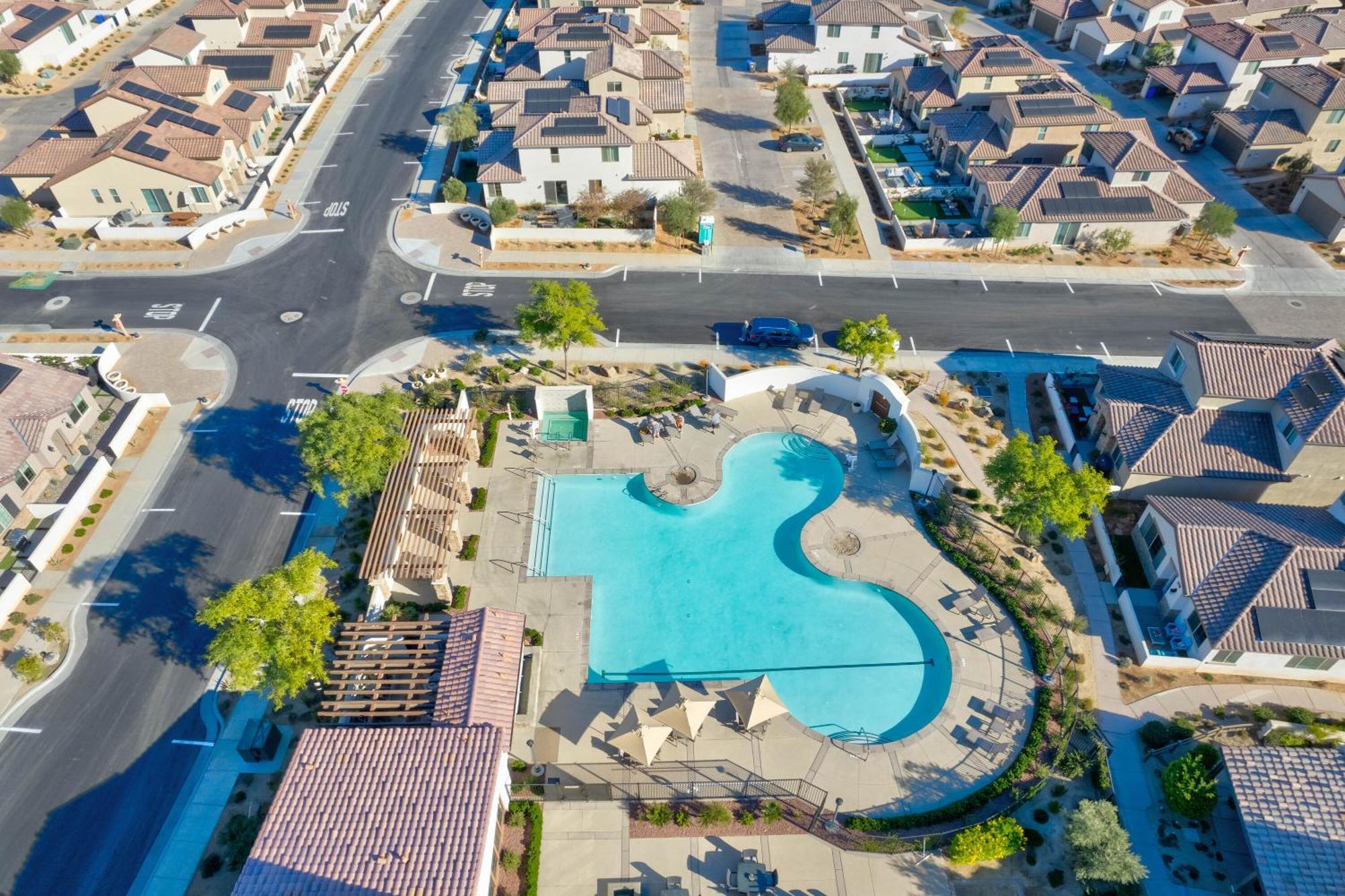 ラキンタ Gated Pga West 2023 New Build - Ev Friendlyヴィラ エクステリア 写真